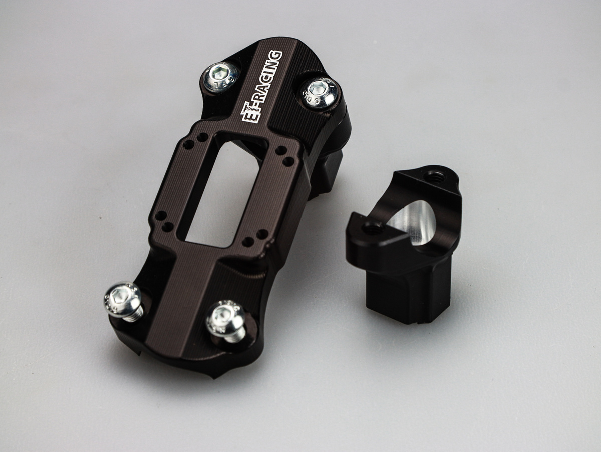 Handlebar mounting clamp for YAMAHA Tenere 700